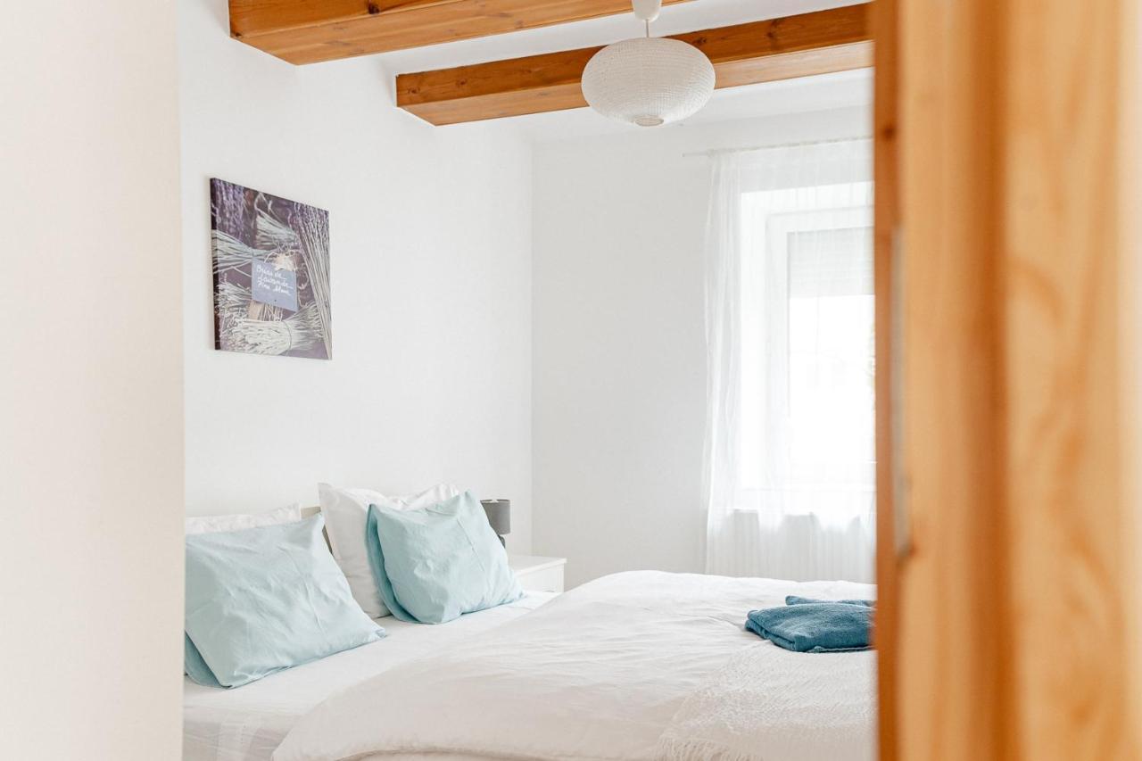 Levendula Apartmanhaz Бадачоньтомай Экстерьер фото