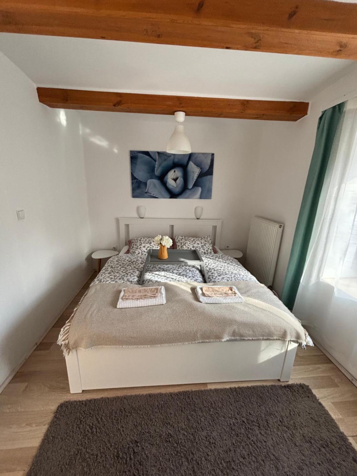 Levendula Apartmanhaz Бадачоньтомай Экстерьер фото